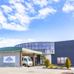 テレビでは葬儀会社のコマーシャルをやっていた