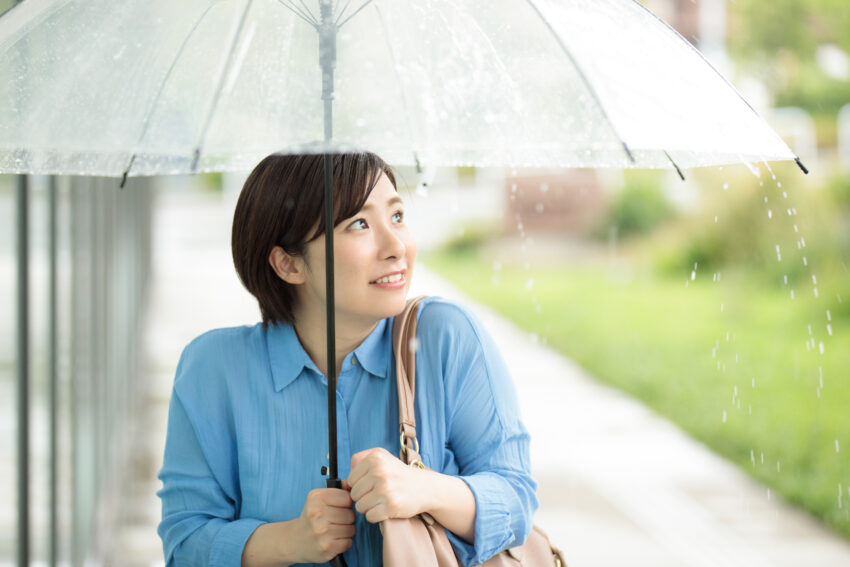 遠くのほうでゴロゴロっと雷の音が小さく聞こえた