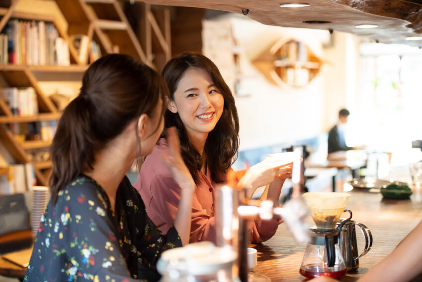 カウンターの席に、待つことなく座ることができた