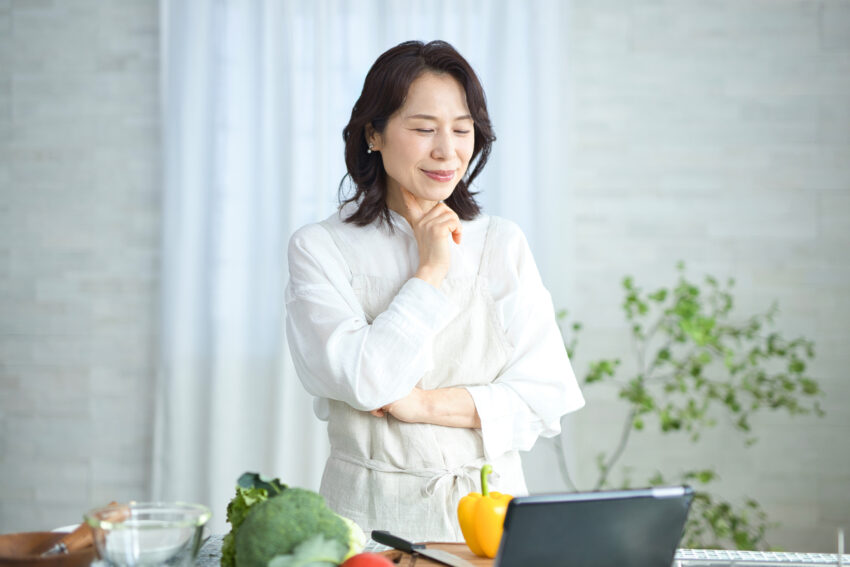 目をつぶって、心の中でイメージを思い浮かべていく