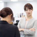 同僚にため息まじりに「もうちょっとさっさとやってよ」と言われる