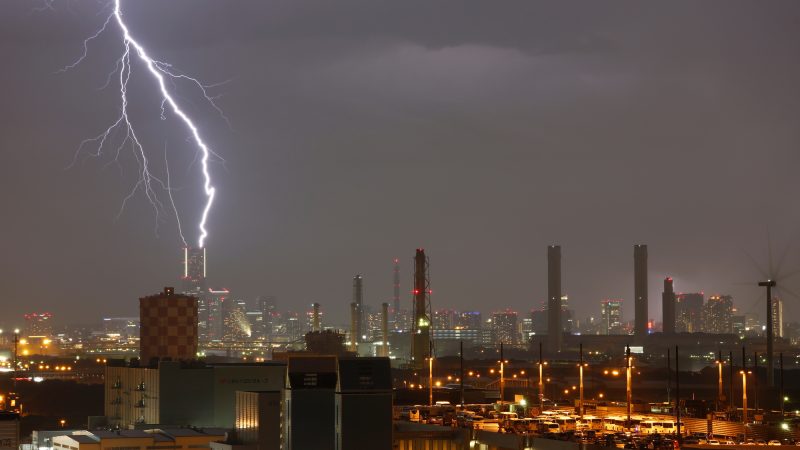 ゴロゴロと音が聞こえるとすぐに不安な気持ちになる